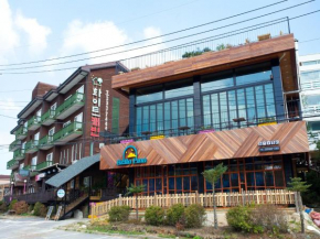 White Cabin Pyeongchang-Gun